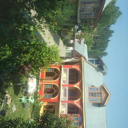 Wani Guest House กุลมาร์ค ภายนอก รูปภาพ